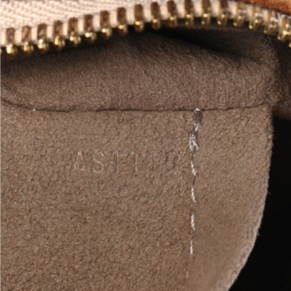 Louis Vuitton Multicolore Claudia Purse - Takashi Murakami X Black Monog… - Picture 13 of 15